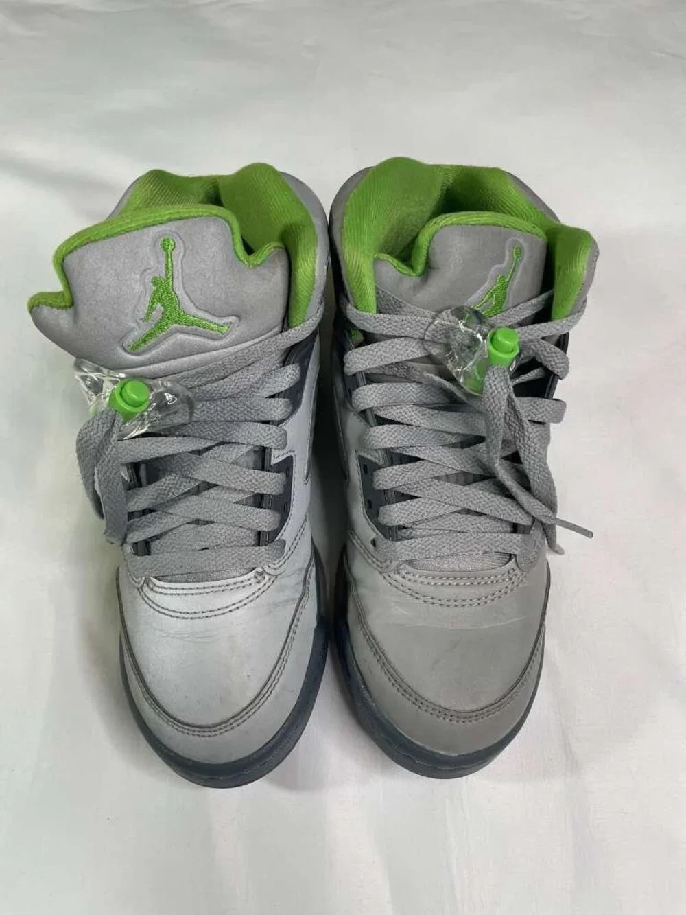 Air Jordan 5 Retro GS Green Bean Silver Flint Grey Size 5Y Youth